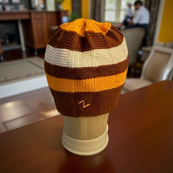 Zephyr MN Golden Gophers Knit Reversable Gopher Mascot Beanie Brim Skull Cap - Picture 9 of 9